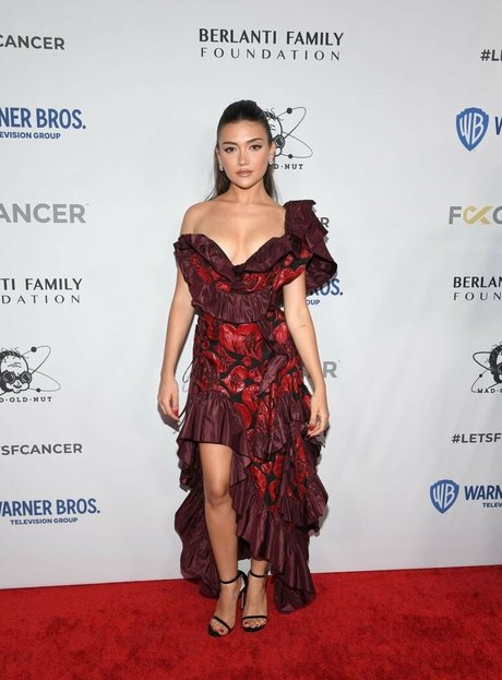 Daniela Nieves hermosa actriz recopilación