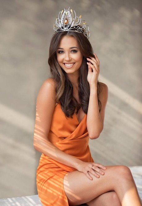 onlyfans de chicas altas arte pornografico archivo