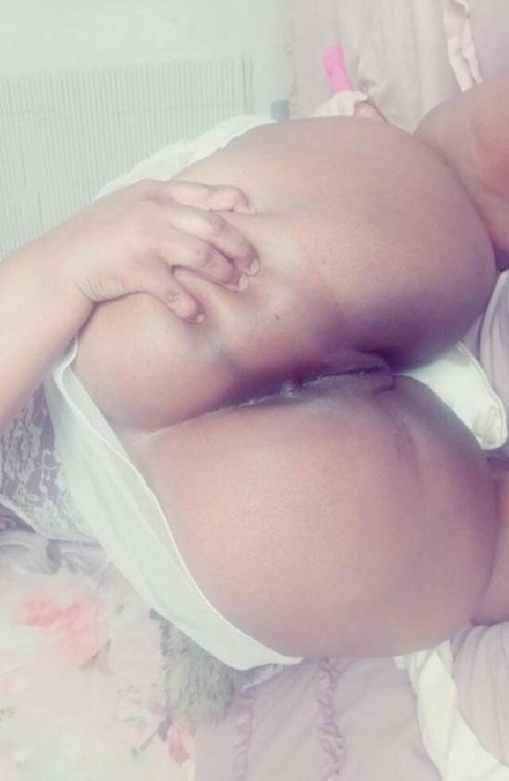 Tiffany Valentine estrella porno adulto archivo