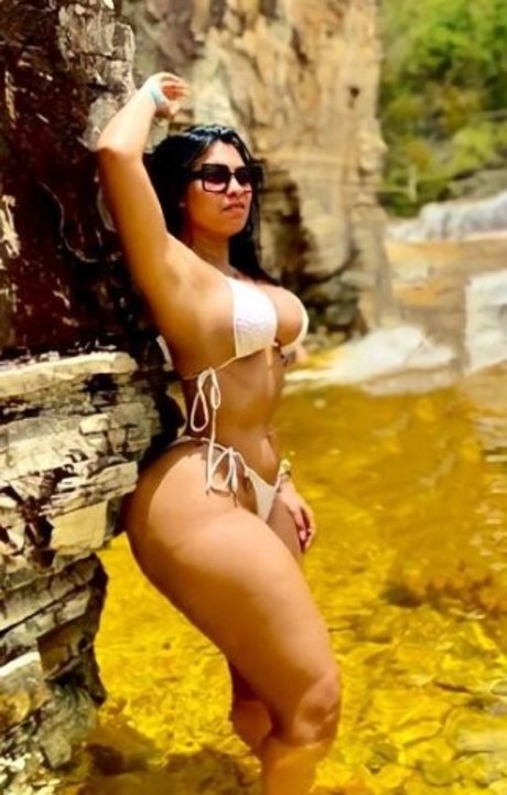 Gi Souza modelo agradable foto