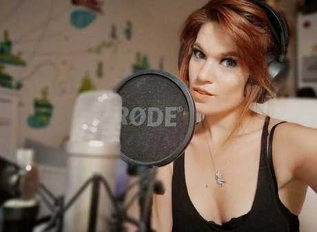 Hollie Bennett estrella porno hermosa imágenes