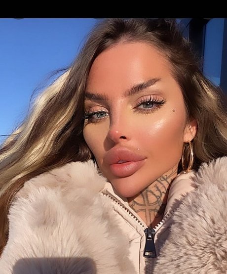 lola official estrella superior imagen