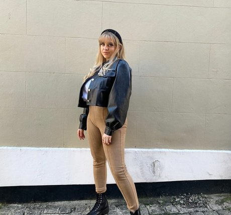 Amber R Brightman estrella porno fotos