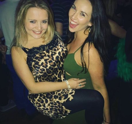 chicas asiáticas onlyfans arriba agradable recopilación