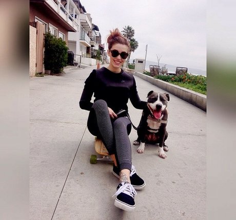 Jenna Ashley desnudos de estrellas imágenes