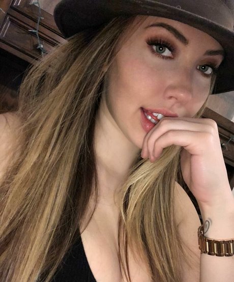 Jenna Ashley estrella pornografica archivo