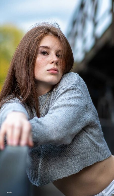 anoukjhn modelo imágenes