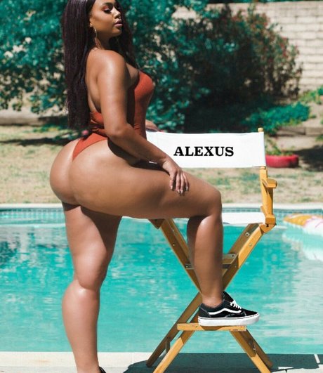 Alexus Danisha modelo bonita imágenes