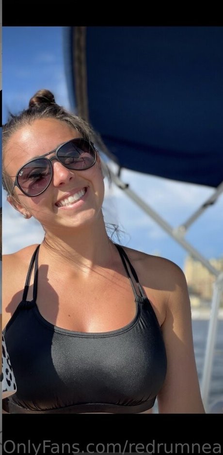 Redrumnealey bonita actriz imágenes