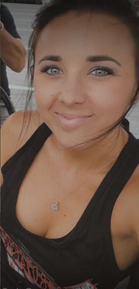 Redrumnealey estrella porno desnuda imagen