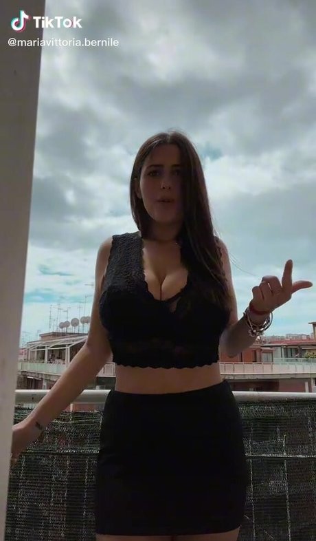 Maria Vittoria estrella porno sexy galería