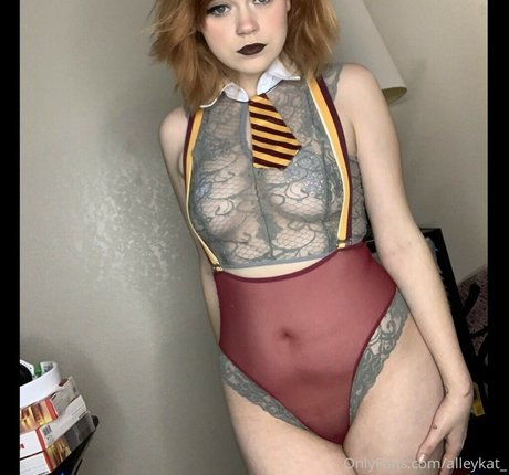 Alleykat421 modelo erótico galerías