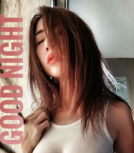 Dj Kob Yoga actriz libre imagen