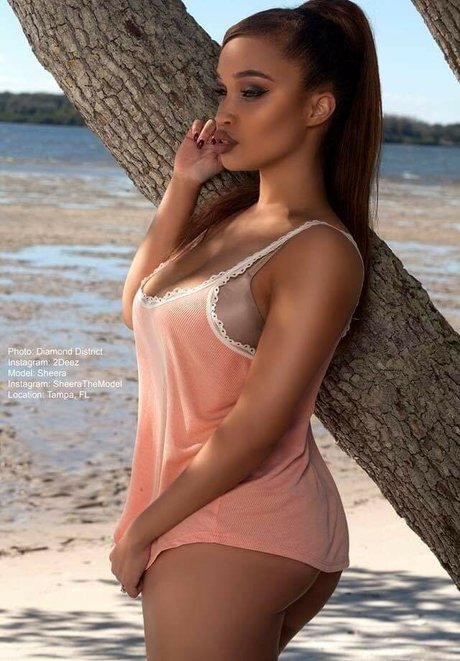 Sheera The Model estrella del arte imagen