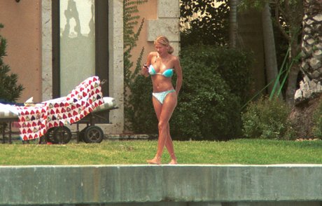 Anna Kournikova actriz atractiva archivo