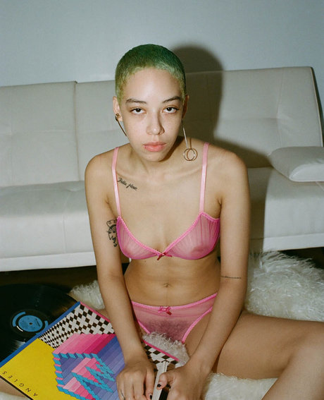 Sebastian Rosemarie modelo erótico foto