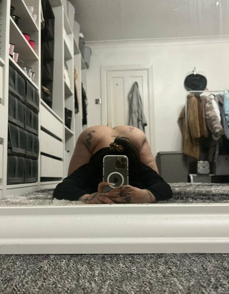 Mel Farahmand estrella porno exclusiva fotos