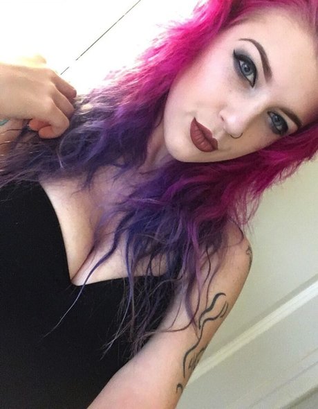 Roxxi Diamond modelo exclusivo imágenes