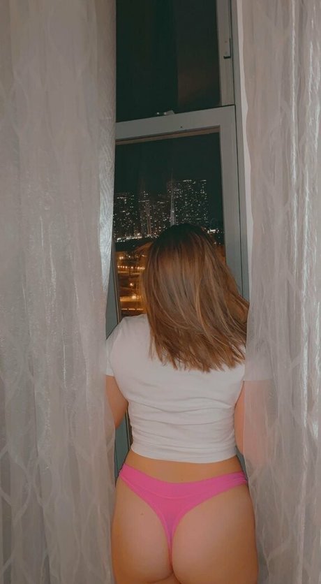 rosikarterkiss estrella hermosa galerías