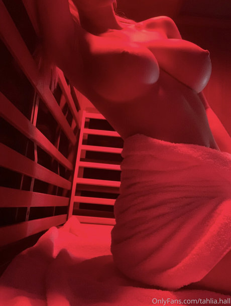 Tahlia Hall actriz erótica archivo