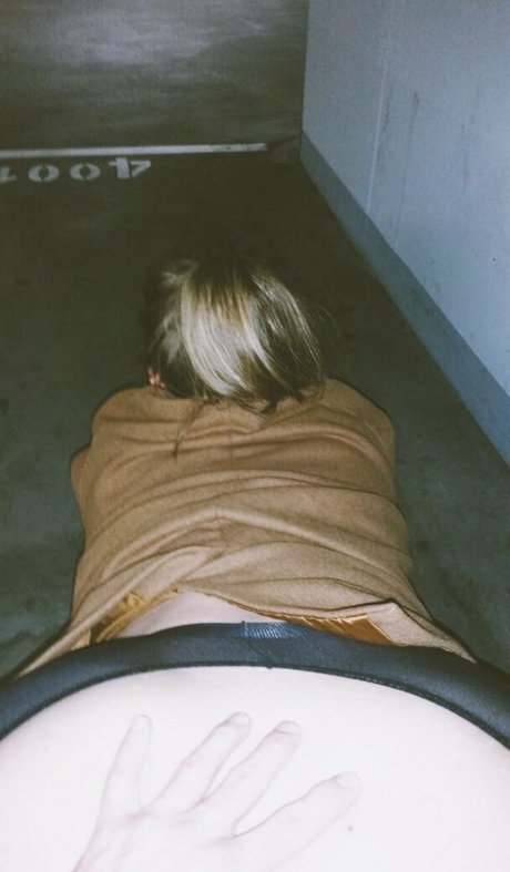 theabigailmae modelo exclusivo recopilación