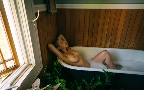 Kat Malone estrella porno caliente galería