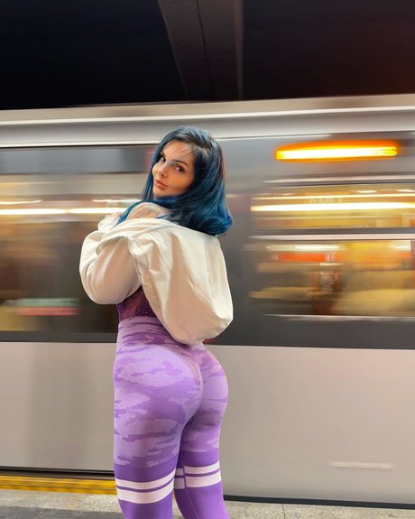 Riae buena actriz galería
