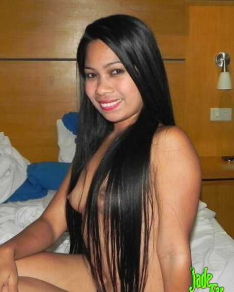 Jade Far modelo de alta calidad galerías