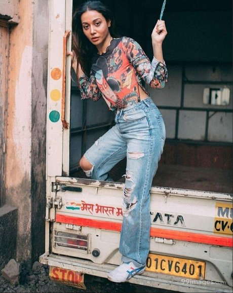 Aahana Kumra linda estrella recopilación