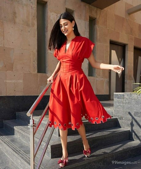 Aahana Kumra hermosa estrella imagen