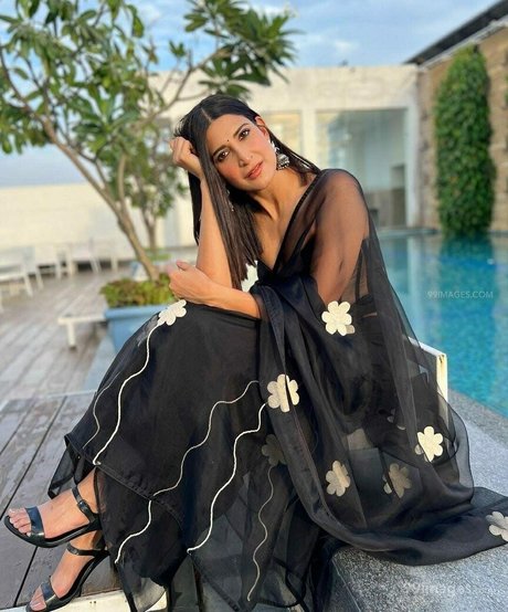 Aahana Kumra estrella porno de alta calidad galerías