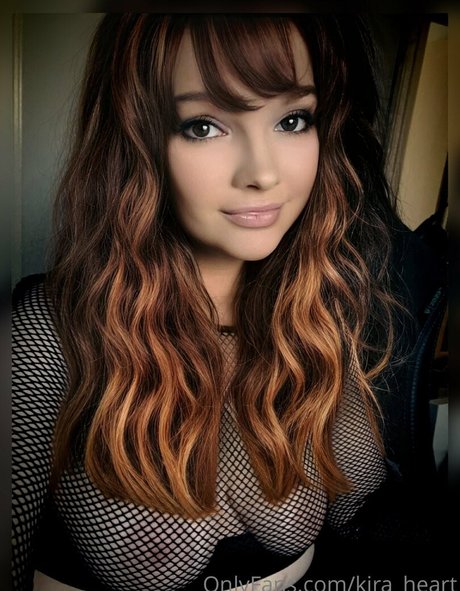 kiraheartx desnudos estrella galería