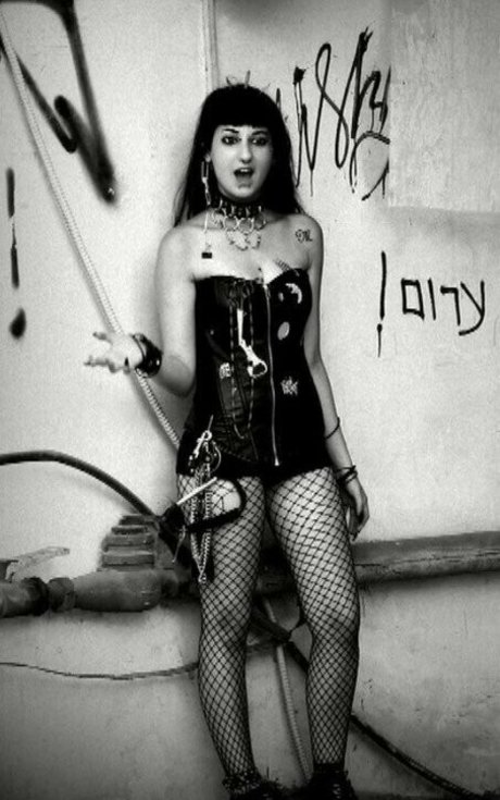 adamnotoscar modelo gratis foto