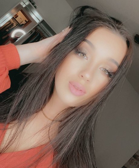 Shelby Dias estrella bonita foto