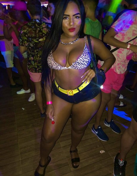 Sthefany Cristina estrella porno exclusiva imagen