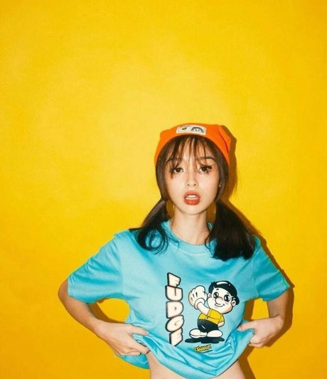 nayoungkim18 estrella porno caliente foto