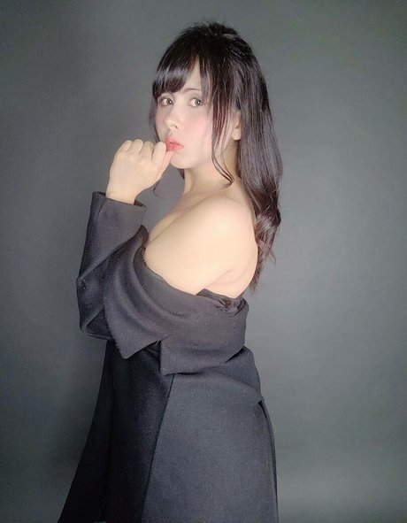 whiterabbit exe estrella porno perfecta imágenes