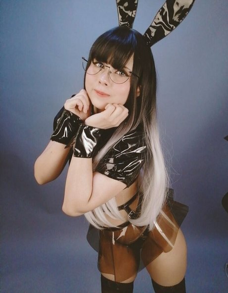 whiterabbit exe desnudos de modelos imagen