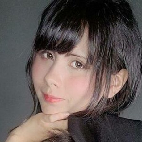 whiterabbit exe estrella porno caliente imagen