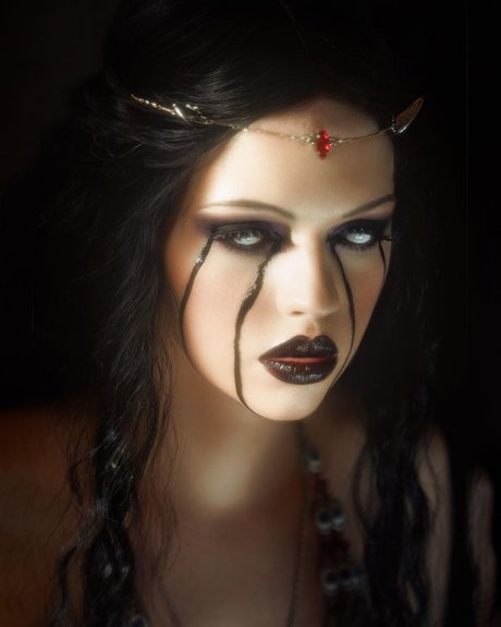 Emma Karla Peet estrella porno desnuda foto