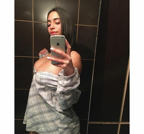 Ivana S_ actriz libre imágenes