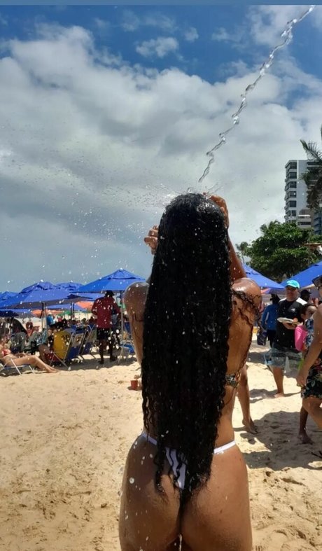 wedjasilva318 estrella porno atractiva imagen