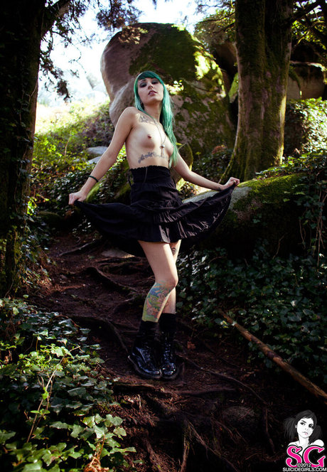 Discordia modelo sexual imágenes