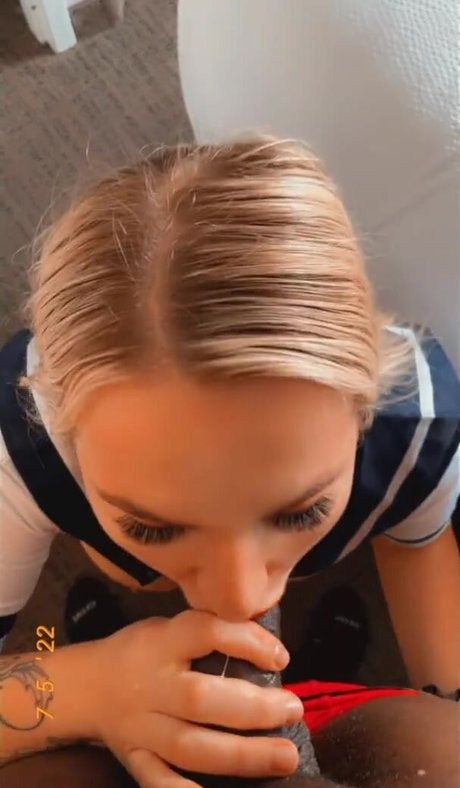 mamá amateur onlyfans bastante adulta archivo