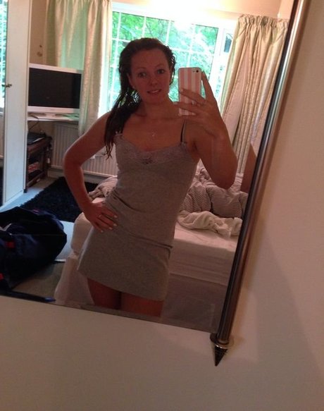 Katy Marchant modelo pornografico foto