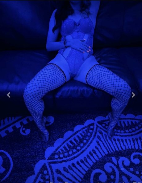 Skyye Blue estrella porno hermosa galerías