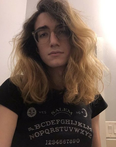 Autoautophilia desnudos de modelos galería