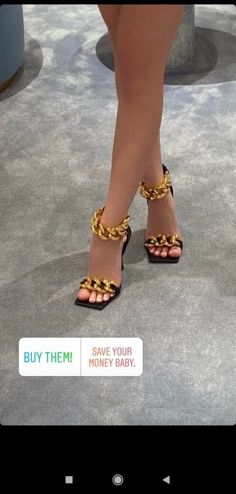 Paige Searcy estrella atractiva imágenes