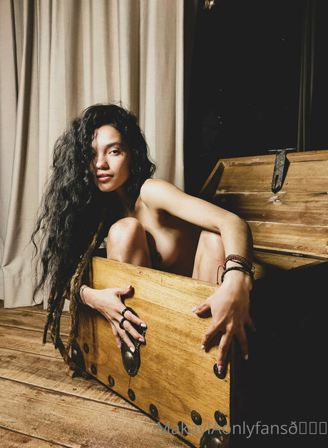 Makayla Cortez estrella exclusiva galería