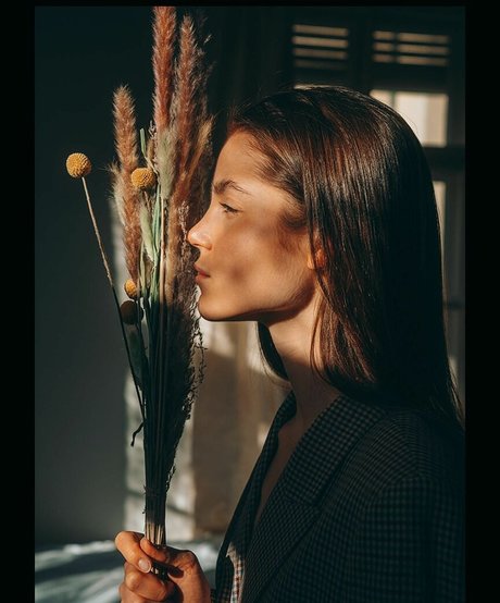 Pauline Schuller actriz caliente foto